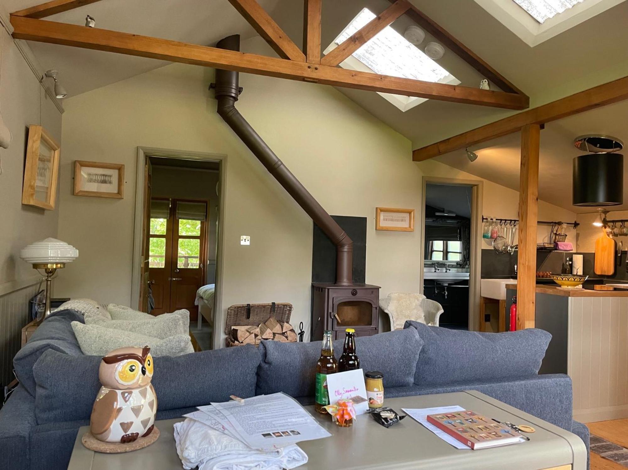 Вилла Faraway Follies Llandegla Экстерьер фото