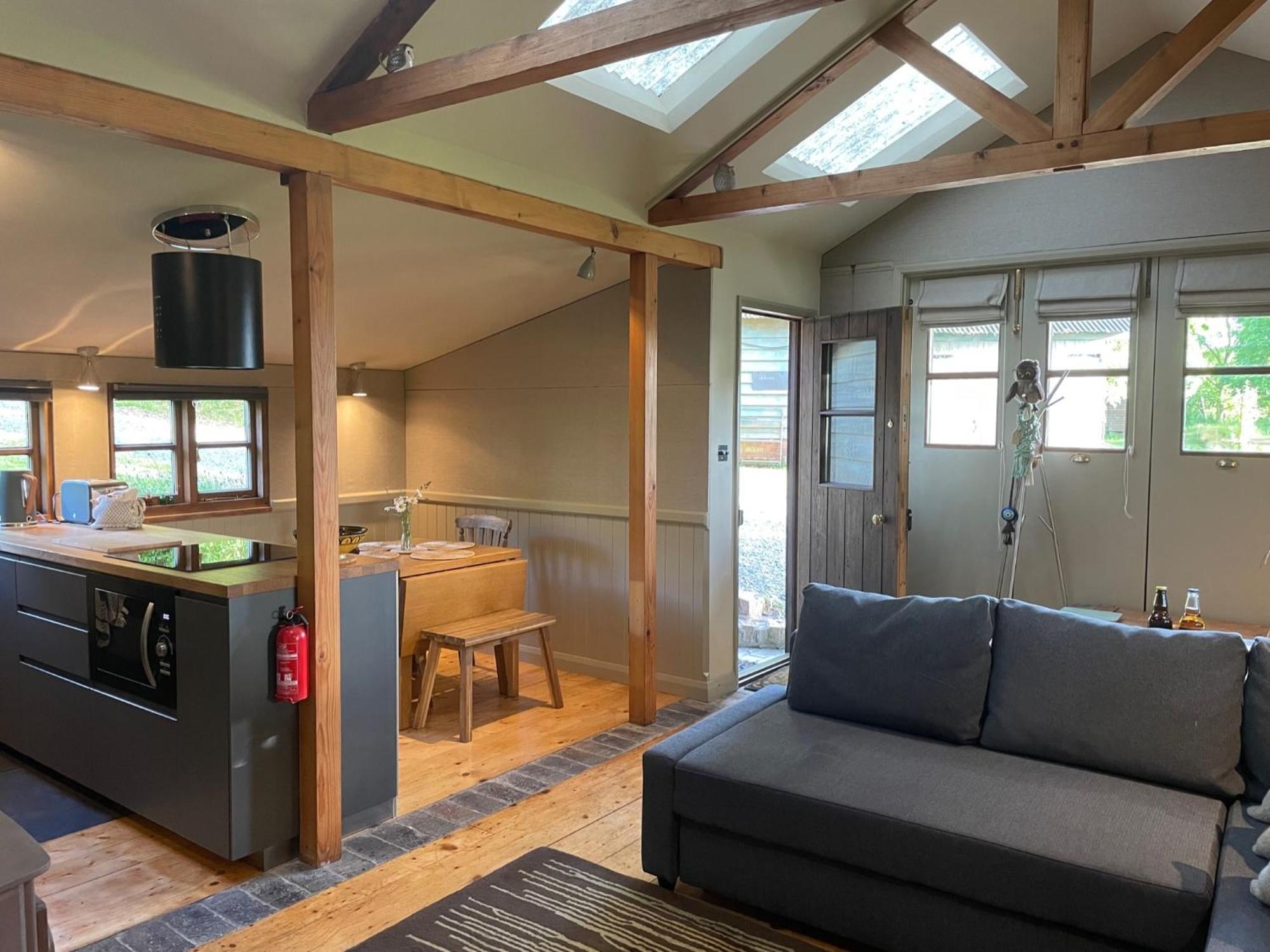 Вилла Faraway Follies Llandegla Экстерьер фото